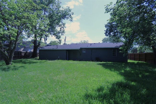 Photo - 130 Bennett Dr