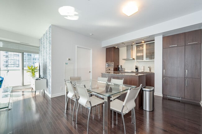 Photo - 14 York St Unit SI ID1313356P