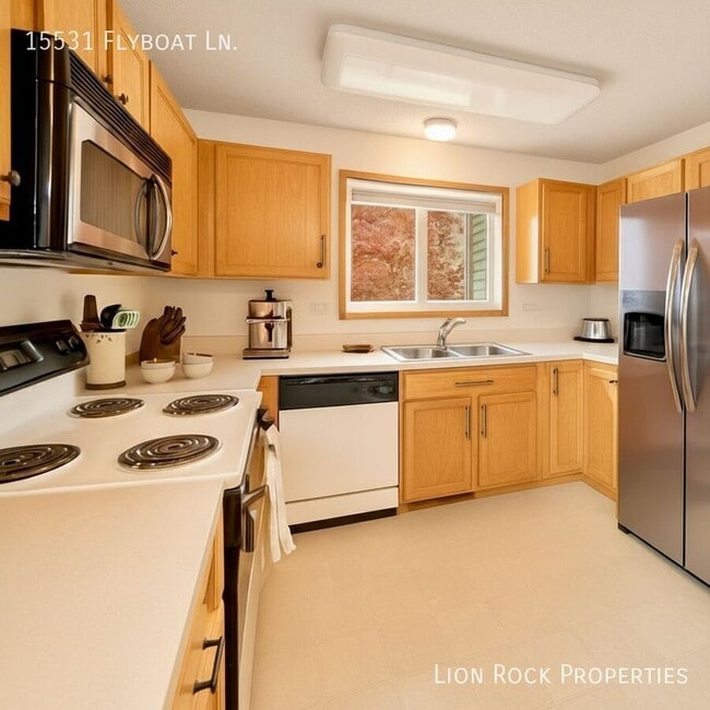 Photo - 15531 Flyboat Ln