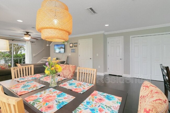 Photo - 5800 Lake Pointe Village Cir Unidad #601