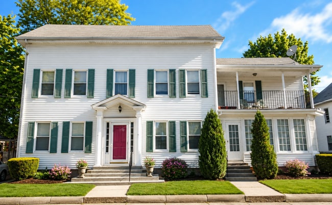 62 Dean St Unit 4
