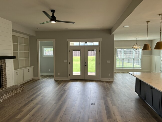 Photo - 6619 Camilla Dr