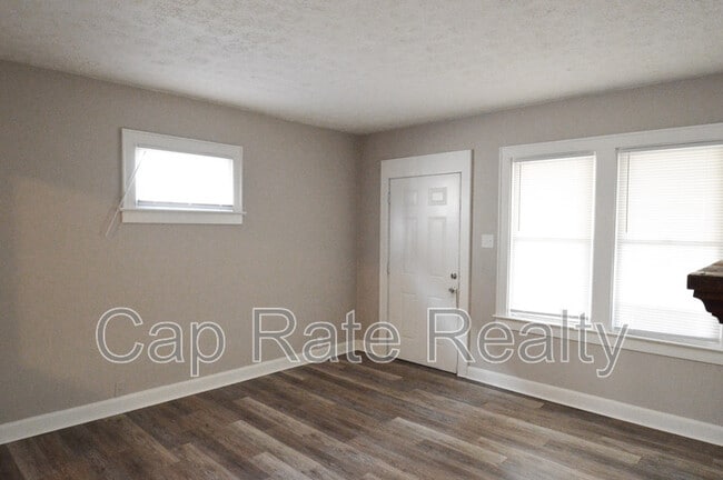 Photo - 1111 E 22nd Ave