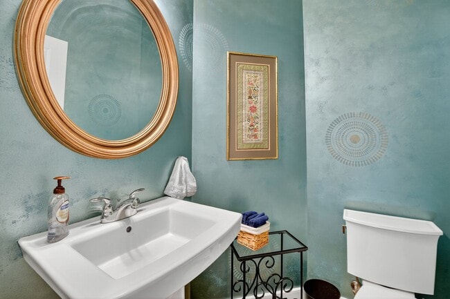 Photo - 2601 Hume Dr