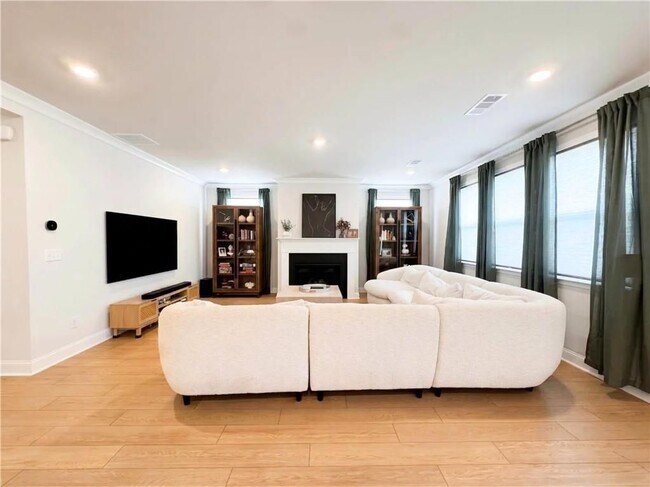 Photo - 830 Elderberry Ct