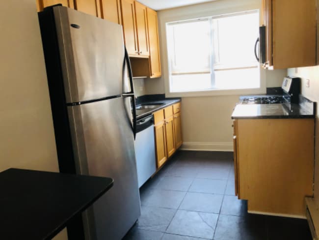 Photo - 2620 W Catalpa Ave