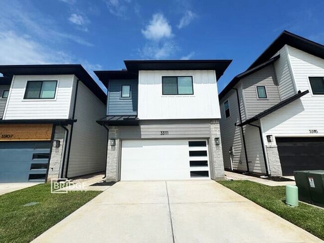 Building Photo - WESTON PLAN Rental