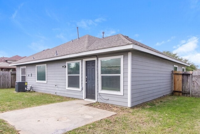 Photo - 5714 Straight Way