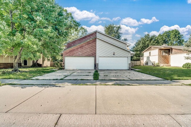 "Spacious 3-Bed Condo Oasis with 2.5 Baths... - "Spacious 3-Bed Condo Oasis with 2.5 Baths...