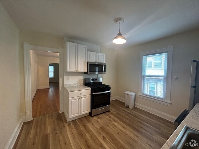 Building Photo - 309 Hamilton St Rental