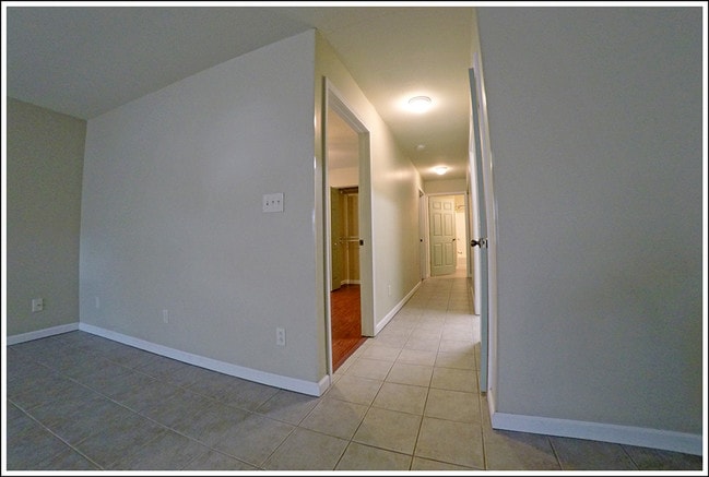 Hallway - 518 Main St Unit D