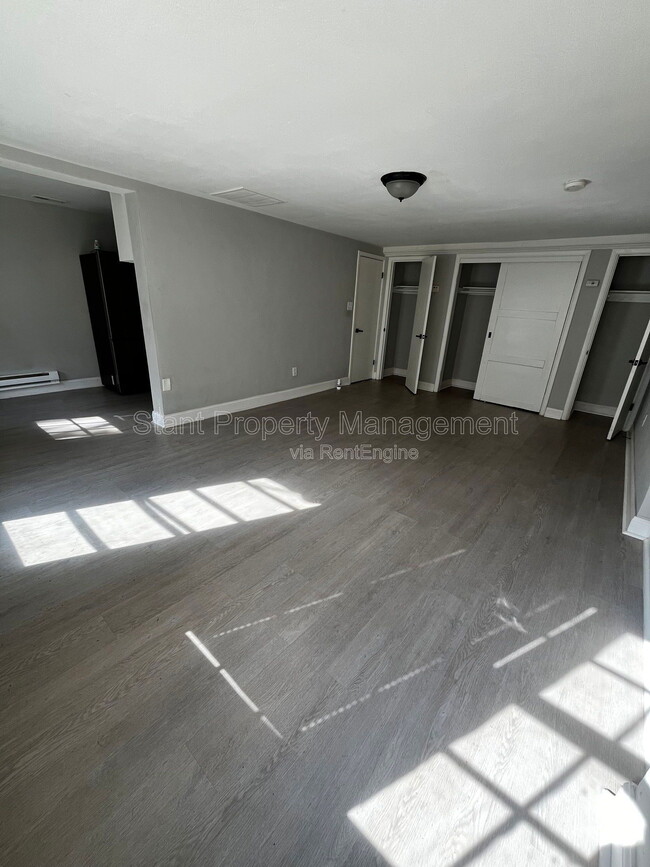 Photo - 20 W Park St Unit 1