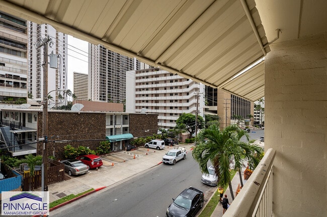 Photo - 240 Lili?uokalani Ave Unit 301