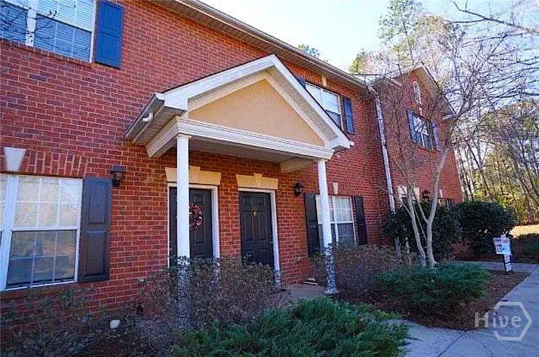 Photo - 205 Woodstone Dr Townhome