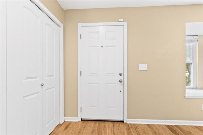 2266 Oak Glenn Cir