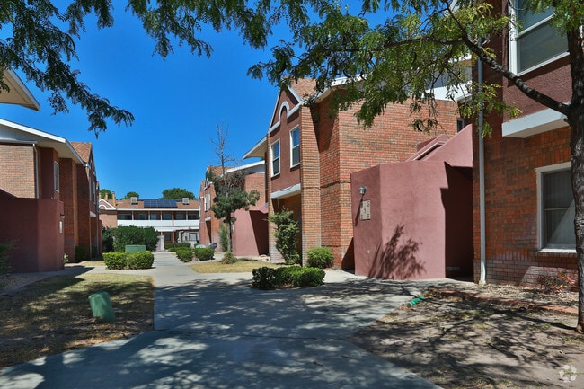 Woodcrest Apartments