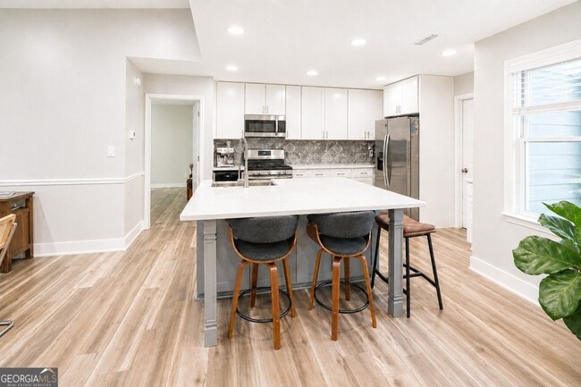 Photo - 135 Summer Brooke