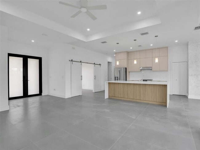 Photo - 11153 Carnegie Ave