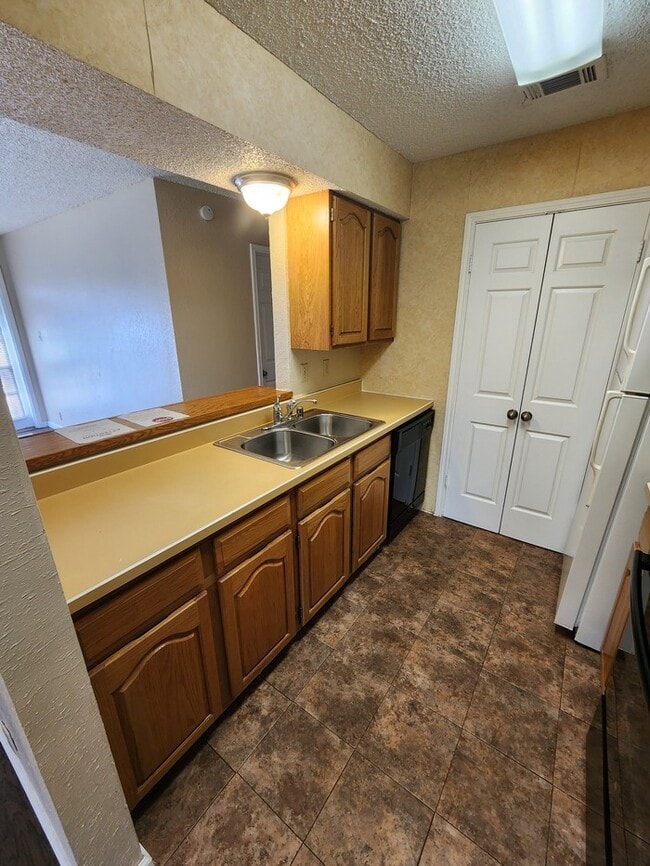 Photo - 1 bed 1 bath condo Unidad 212