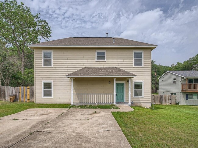 Photo - 6102 Reicher Dr House