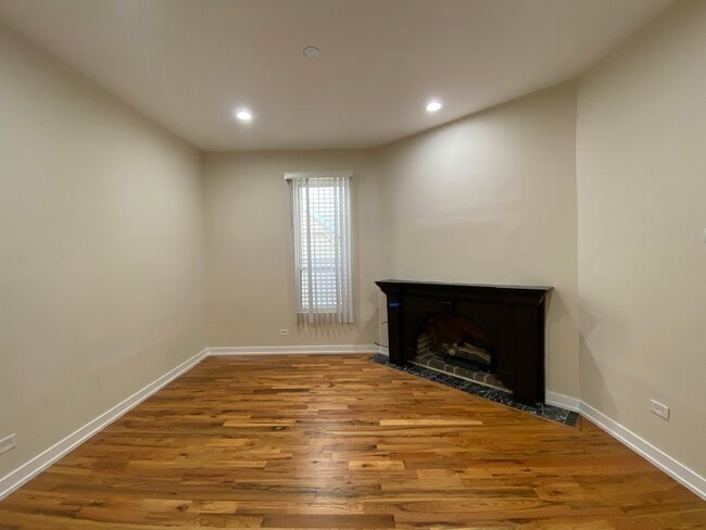 Photo - 2986 N Elston Ave Unit 2R