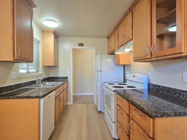 1712 Marshall Ct Unit B
