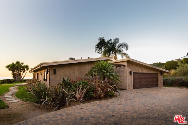 Photo - 20247 Piedra Chica Rd