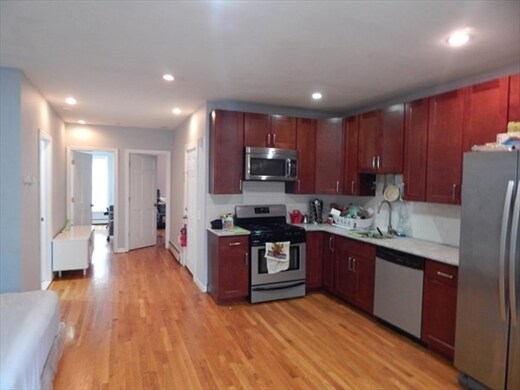 Photo - 345 Meridian St Unit 2