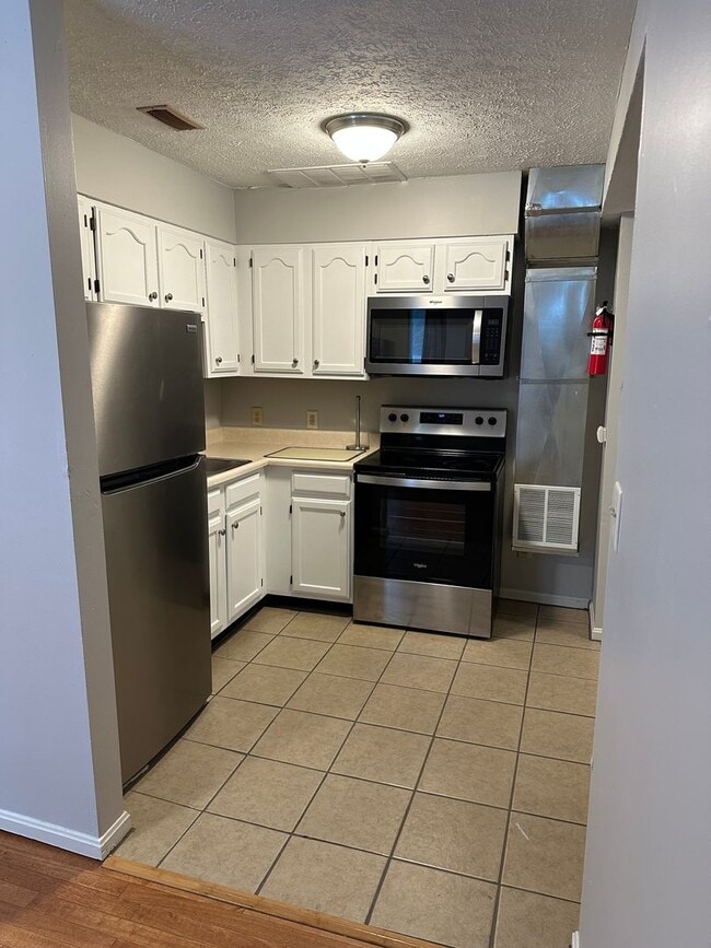 Photo - 301 S Rogers St Unidad 305 S Rogers St.