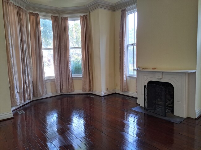 Photo - 364 Middle St Unit #3