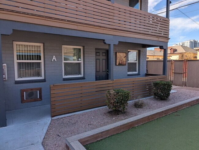 Building Photo - 1-BEDROOM APARTMENT IN DOWNTOWN LAS VEGAS Unit A