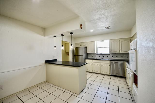 Photo - 2021 Mill Pond Rd