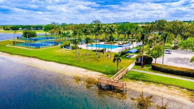 Photo - 7787 Springfield Lake Dr