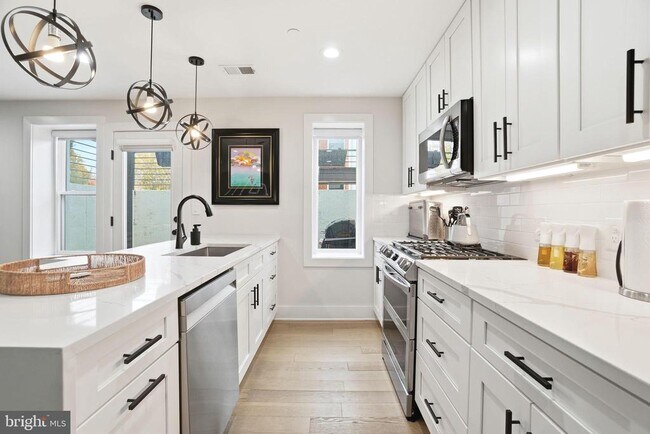 Photo - 616 Quebec Place NW Unit 1