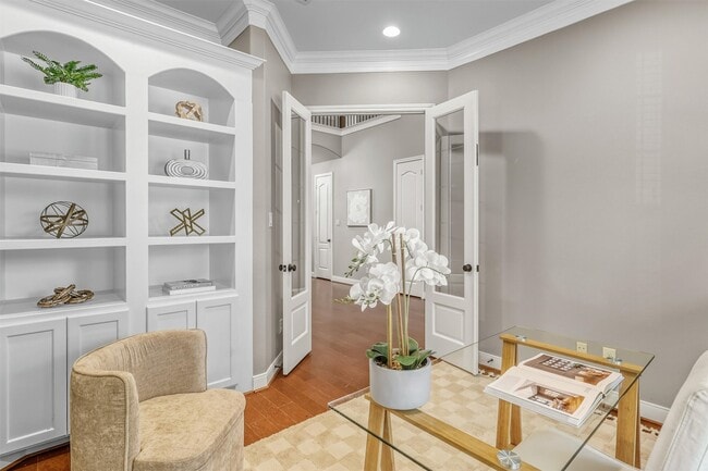 Photo - 18 Wyndehaven Lakes Drive