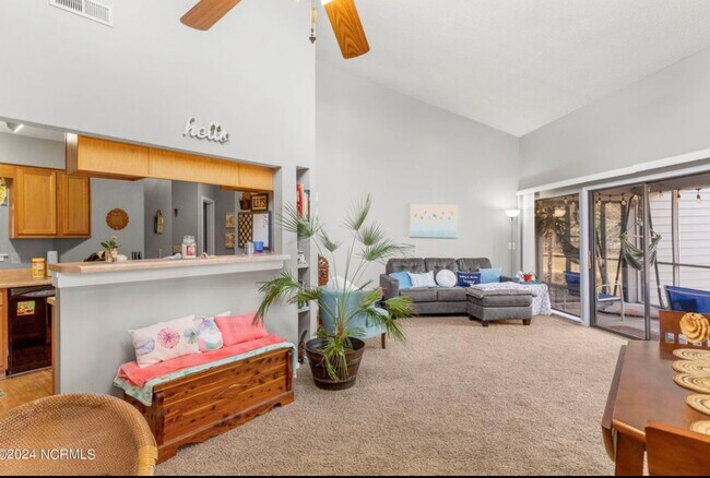 Photo - 728 Azalea Dr Unit 424