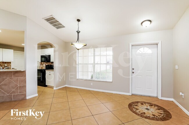 Photo - 4709 Nora Ave S