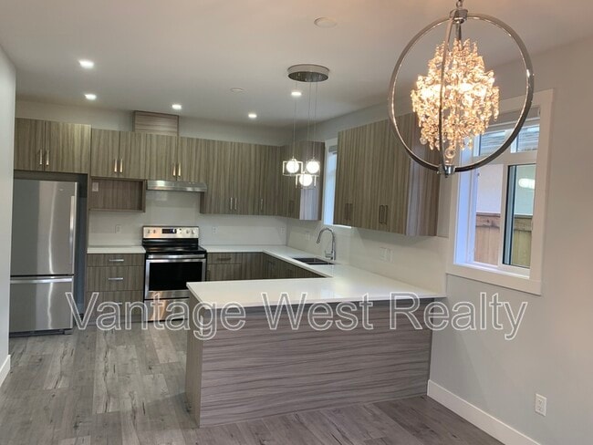 Photo - 756-756 Glenwood Ave