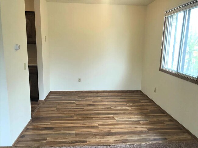 Heritage Circle Apartments