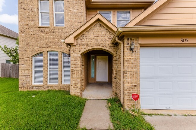 Photo - 7615 Greenwood Point Dr