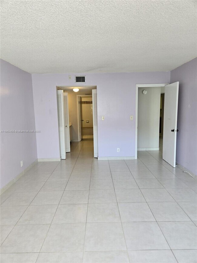 Photo - 1301 NE 7th St Unit 207