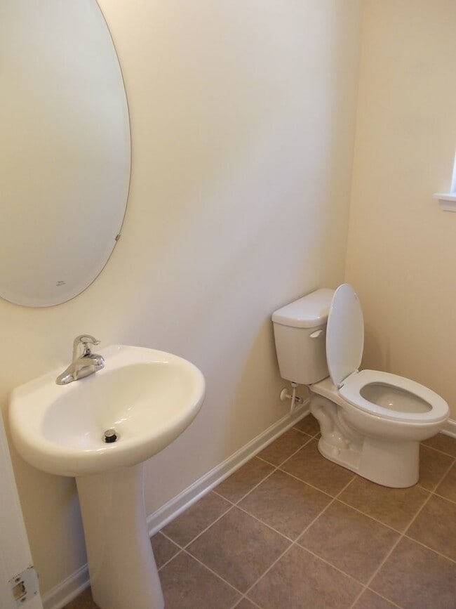 Photo - 3 Bed End Unit Townhome in Prosperity Church Area