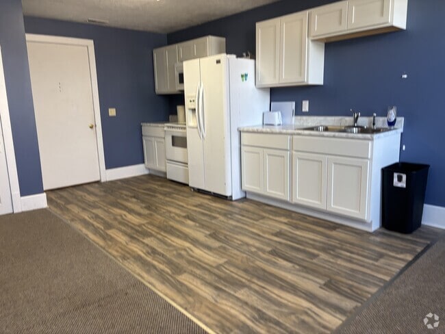 Building Photo - 121 W Main St Unit 115 W Main St Apt A