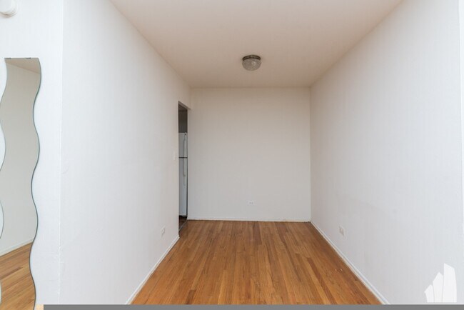 6830 N Sheridan Rd Unit 263