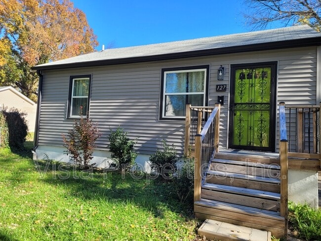 Building Photo - 127 Boston Ct