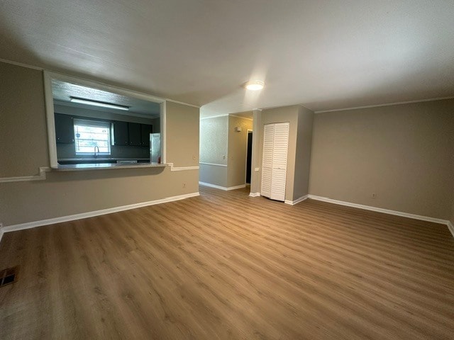 Building Photo - Coming Soon! 2BR Duplex with Screened Patio in the Murray Hill