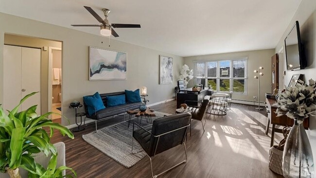 The Clarendon Apartment Homes