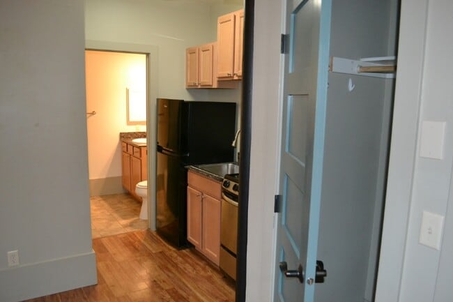 Photo - 112 N Pattee St Unit 300