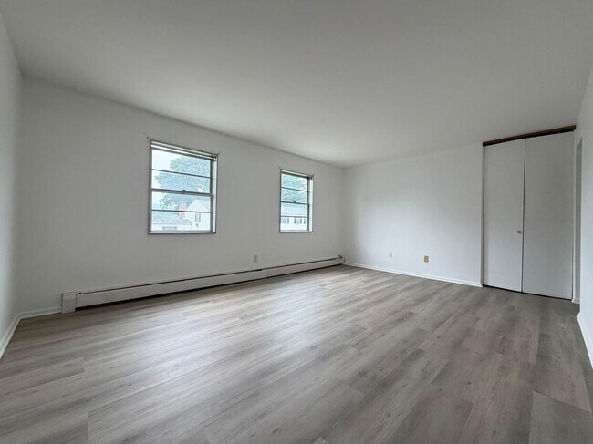 Photo - 18 Fairview Dr Unit 3