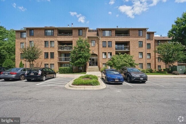 Building Photo - 11323 Commonwealth Dr Unit 303 Rental